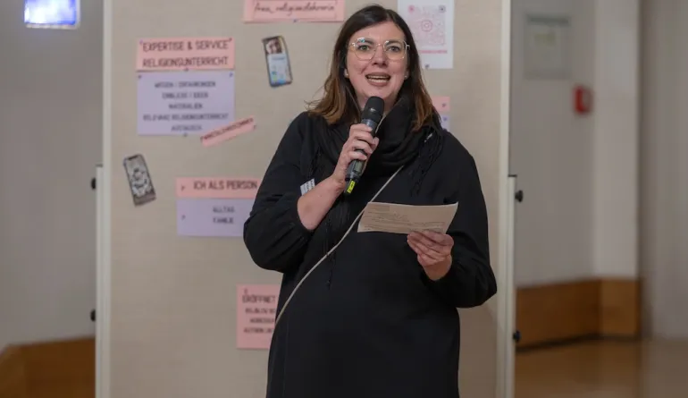 Expertin stellt ihren Kanal vor