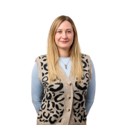 Profile picture for user Julia Girg